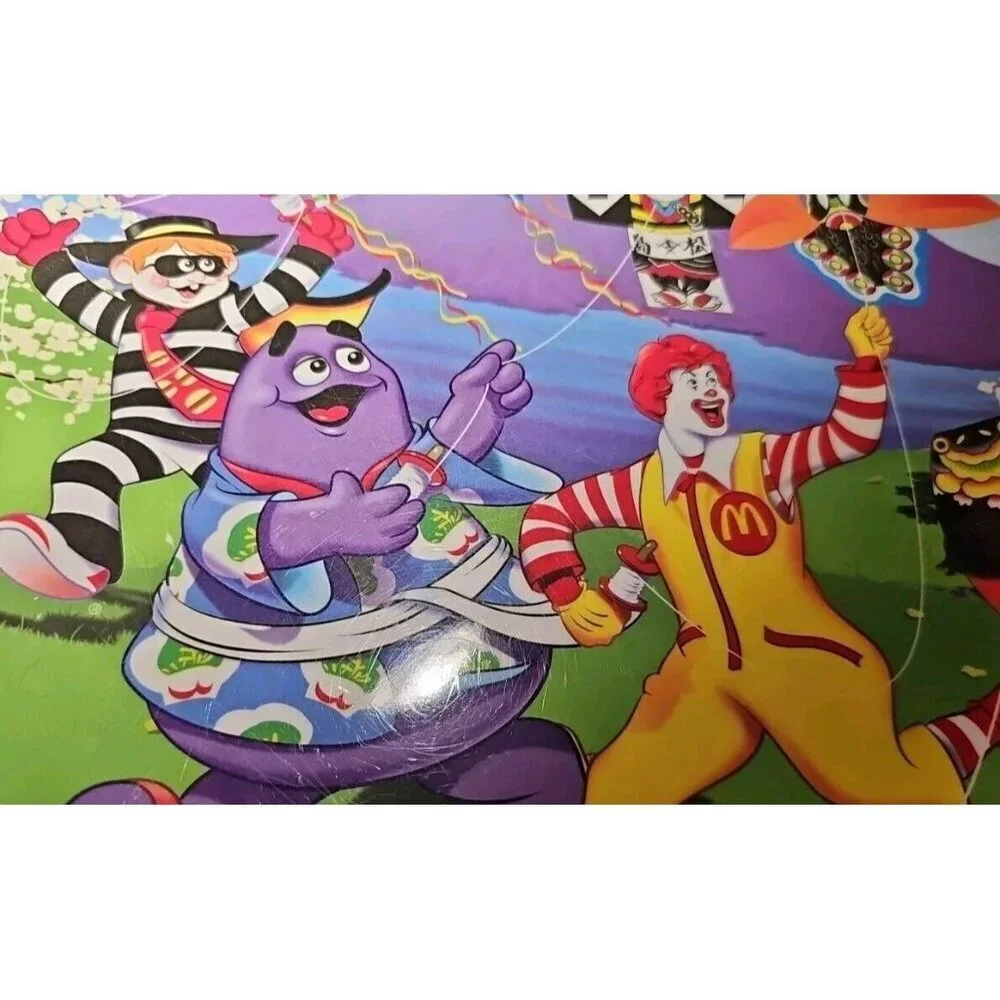 McDonalds Plastic Collectors Plate 2000 Ronald Grimace Hamburgler Fly Kite